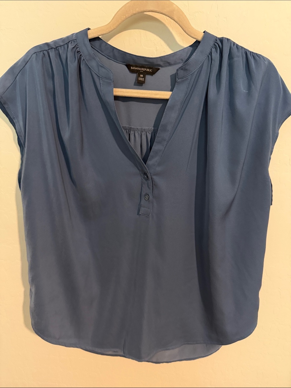 Banana Republic Cap-Sleeve Pullover Blouse in Slate Blue